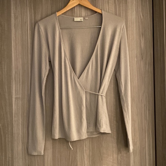 Wilfred Free (Aritzia) tie-up cardigan - Picture 1 of 3